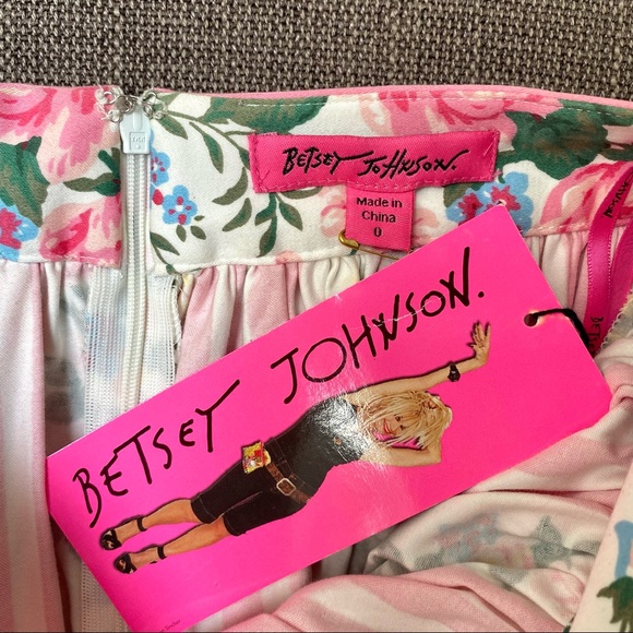Betsey Johnson Cottagecore Floral and Pink Striped Pleated High Waisted Skirt - Picture 4 of 8